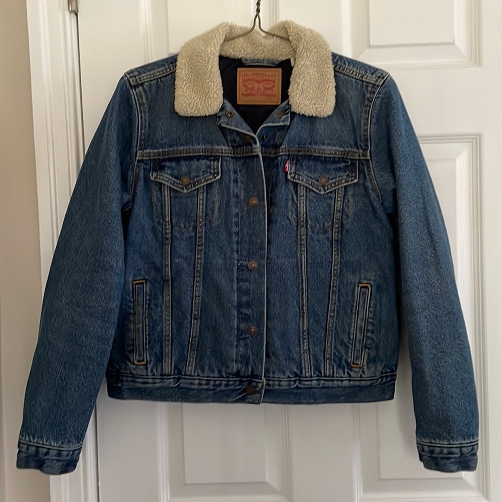 Levi Trucker Jacket with Sherpa Collar